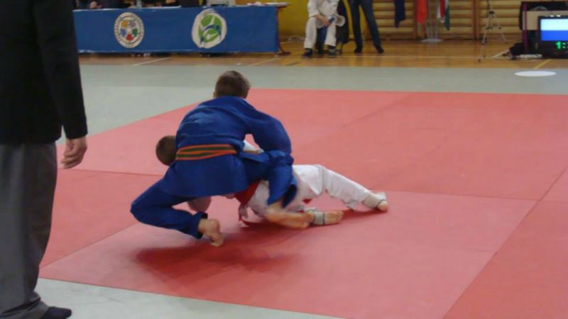 1560599 254852341348434 1528467756 N