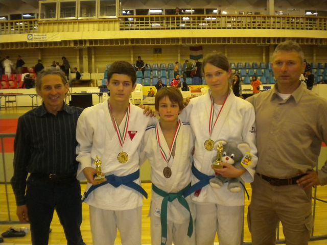 Ujabb Bajnoki Cimek 2010